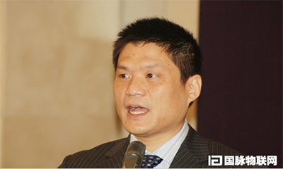 NG体育互联董事长杨冰之受邀主持智慧城市高峰论坛