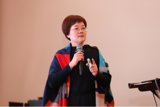 NG体育集团总经理、研究院院长郑爱军在首届长三角营商环境专题论坛上演讲